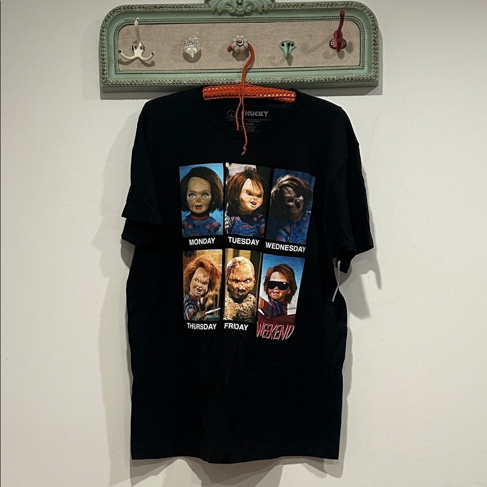 Chucky 7 days a week short sleeve Black graphic horror Tee large adult unisex